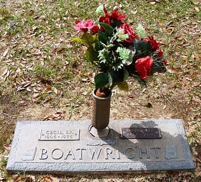 Cecil and Dovie Lee Boyett Boatwright Gravestone