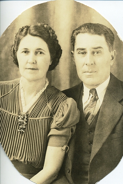 Clare Boatright and Earl Willi Munda