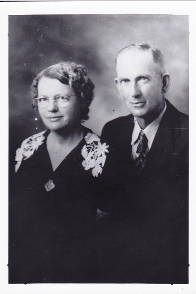 Clifford Eugene and Margaret Cornelia Helmy Boatright