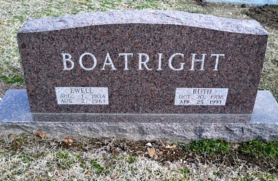 Ewell Arthur and Ruth Ella Yeager Boatright Gravestone