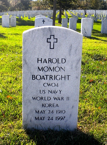 Harold Momon Boatright Gravestone: