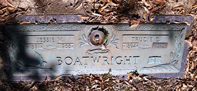 Jesse Webster and Trudie Elizabeth Darnell Boatwright Gravestone