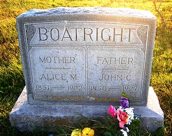 John Chesley Boatright and Martha Alice Renfro Gravestone
