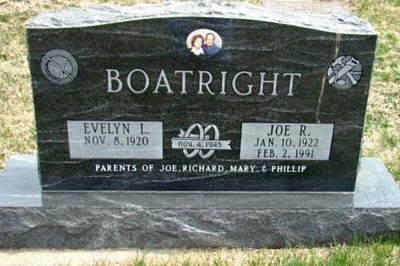 Joseph Ryon and Evelyn Lincoln Boatright Gravestone: