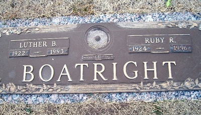 Luther Bradford and Ruby Ruth Darling Boatright Gravestone