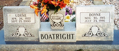 Lucian Doyne and Wilma Udene Pennington Boatright Gravestone