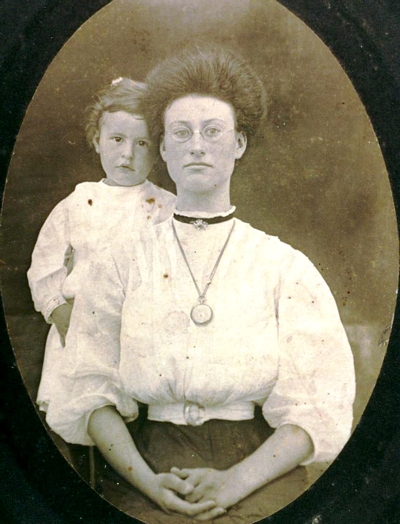 Mary Lee Birdsong Boatright and son Floyd Alexander Boatright