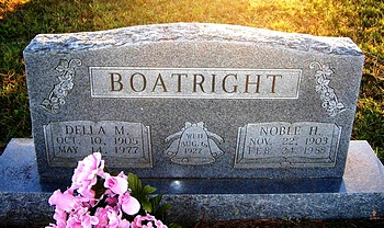 Noble Hill and Della Mae Boyd Boatright Gravestone