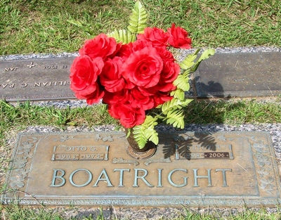 Otto Garland and Clyde Henrietta Byrum Boatright Gravestone