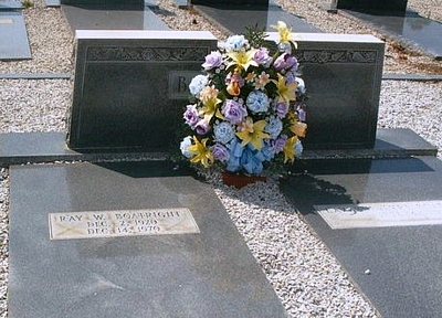 Ray Widdon Boatright Gravestone