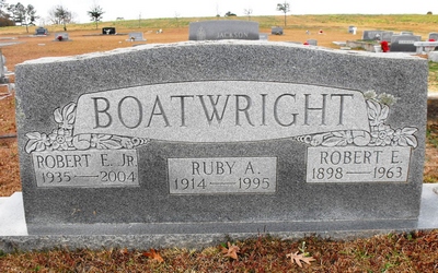 Robert Eric and Ruby A. Boatwright Gravestone