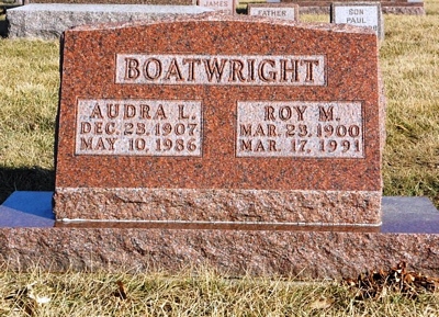 Roy Milton and Audra L. McBroom Boatwright Gravestone