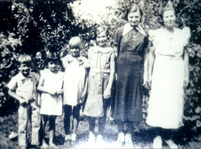 Ruby Oman Boatwright and family