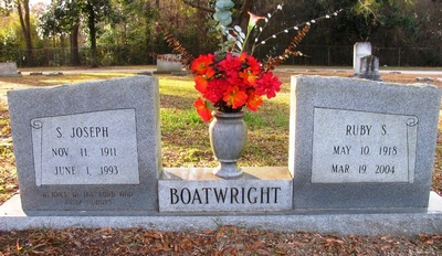 Solomon Joseph and Ruby Beulah Sawyer Boatwright Gravestone