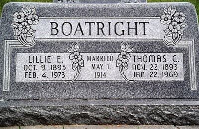 Thomas Carl and Lilly Emily Snow Boatright Gravestone