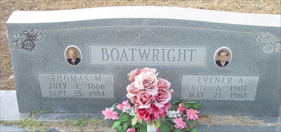 Thomas Moses and Evener Muriel Adams Boatwright Gravestone