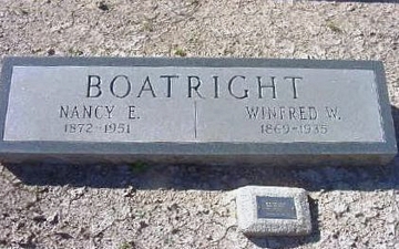 William Winfred Boatright and Nancy Elizabeth Miears Marker