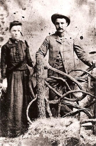 Joseph Edward Boatright and his mother Sarah Davidson Boatright